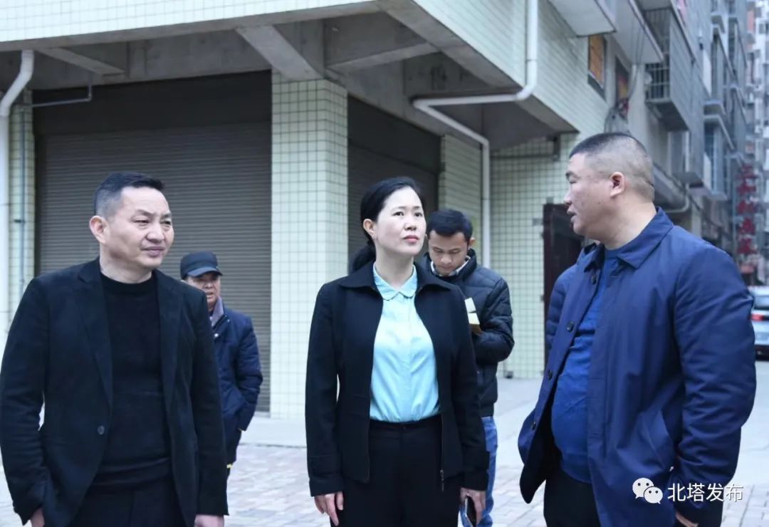 现场督查 压实创文工作不放松