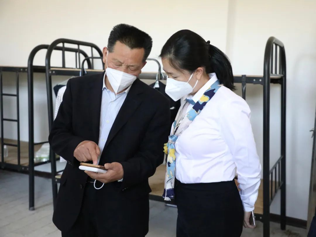 姚文娟到邵阳县看望慰问疫情隔离点工作人员