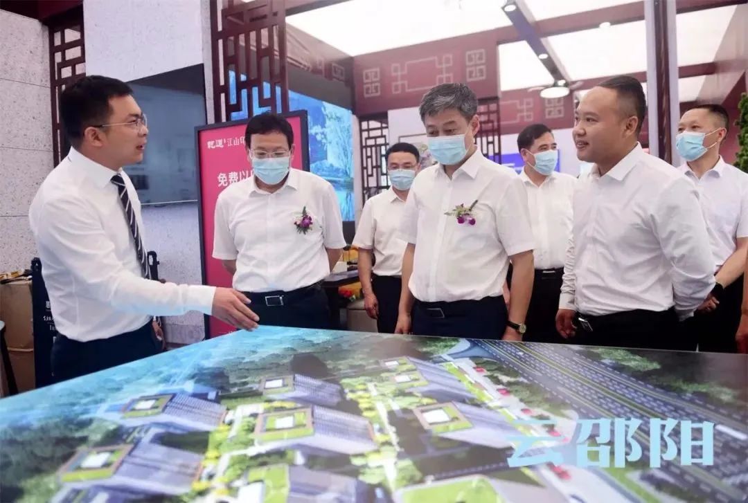 邵阳市第十六届房地产交易展示会开幕