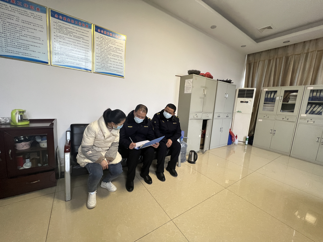 北塔区城管执法局开展冬季爱国卫生运动
