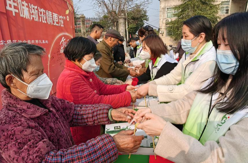 新时代文明实践——新春慰问送关怀，年味渐浓情更浓