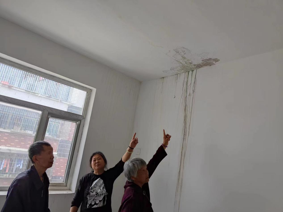 房屋漏雨居民愁 积极作为排民忧