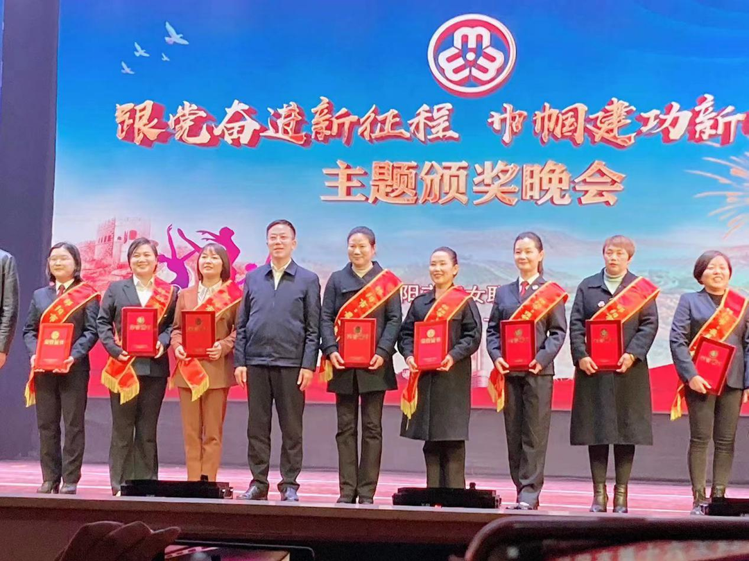 政法夫妻档：用爱与责任诠释“最美家庭”