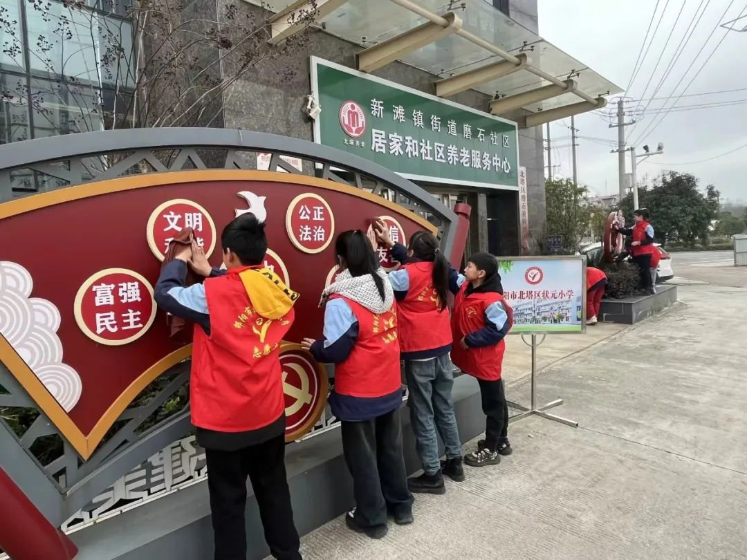 邵阳北塔：“青”力“青”为，学习雷锋好榜样