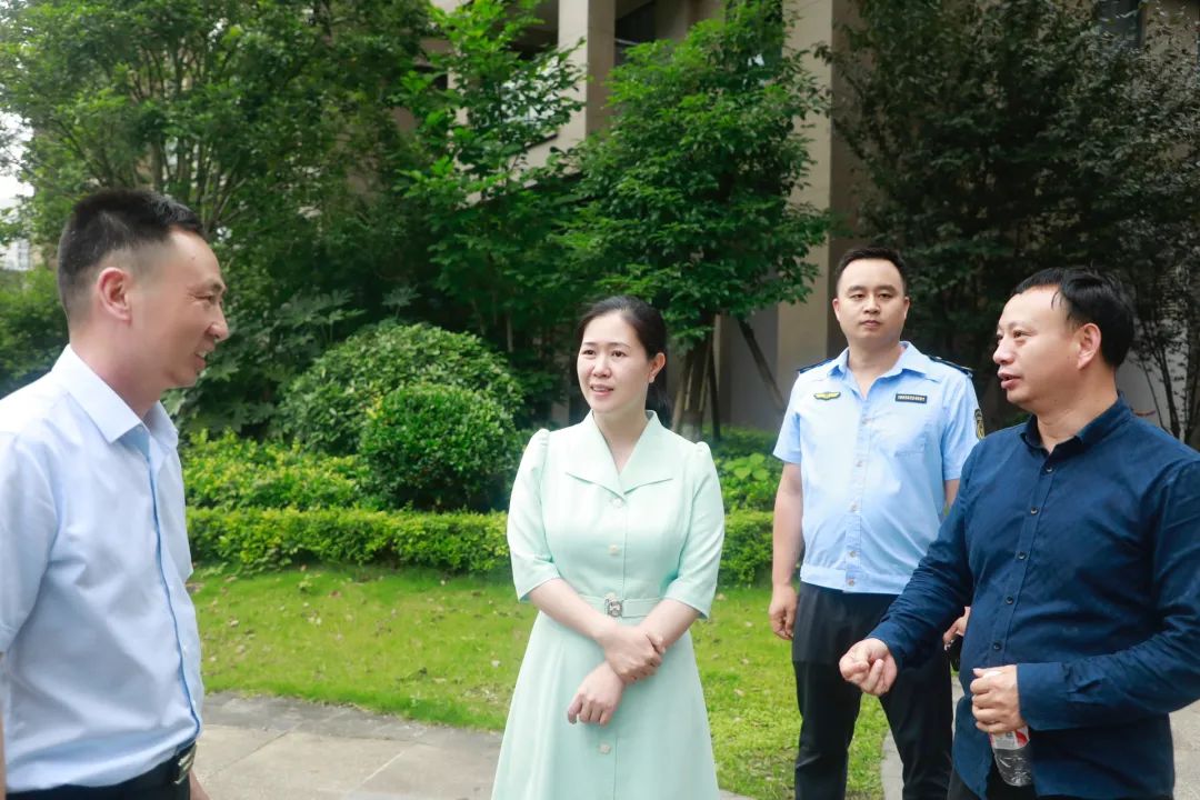 姚文娟检查安全生产工作