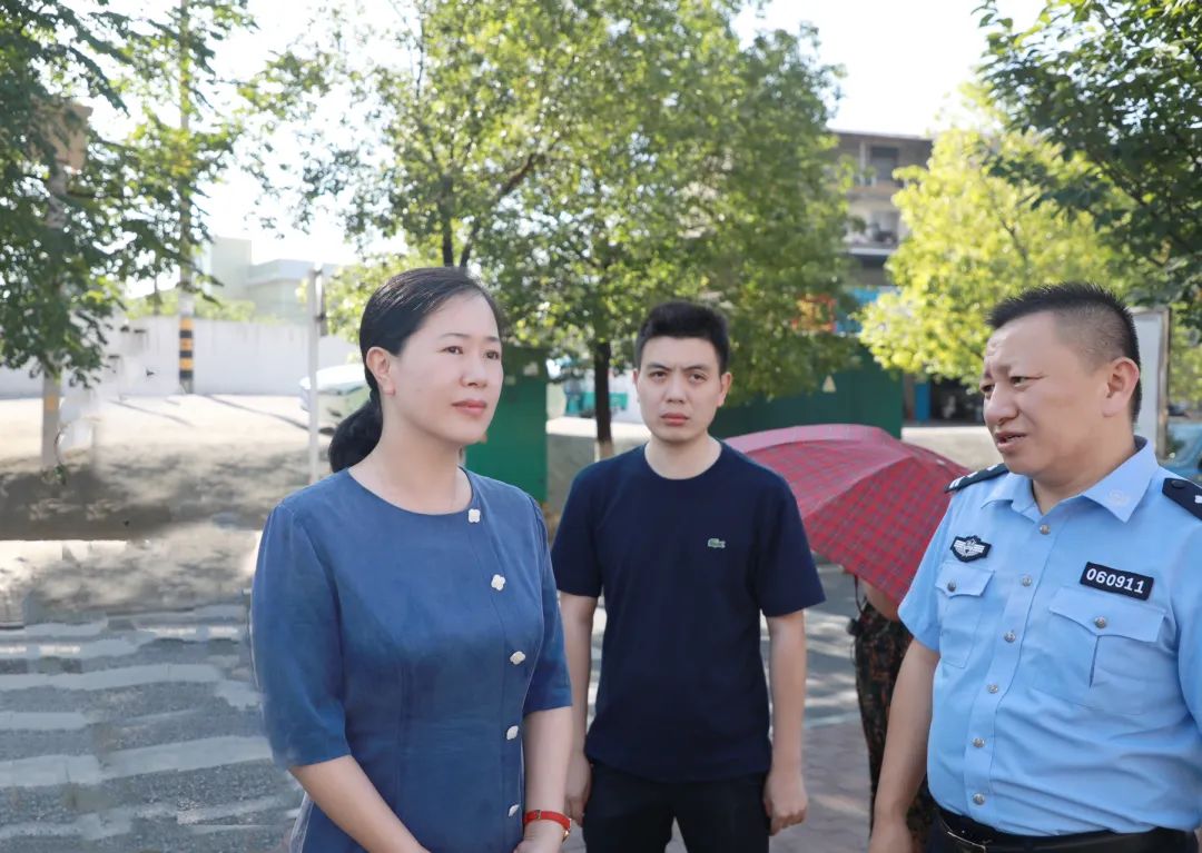 姚文娟实地督导道路交通安全隐患整治工作