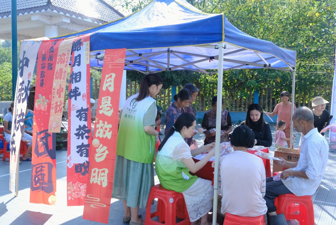 北塔区：金桂飘香迎佳节 回汉连心庆团圆