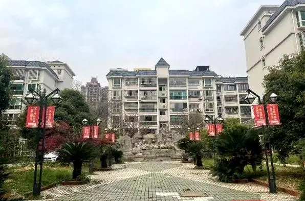 邵阳北塔区状元洲街道：打造基层治理新模式，让老旧小区焕新颜