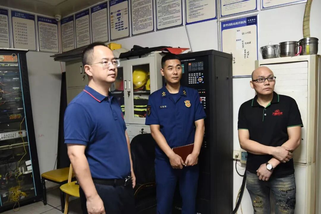 张龚开展国庆中秋双节前安全生产调研