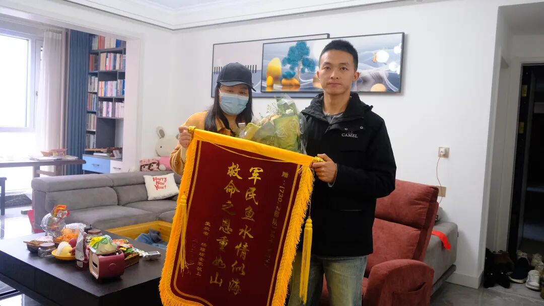 新春慰问送关怀 致敬“最可爱的人”