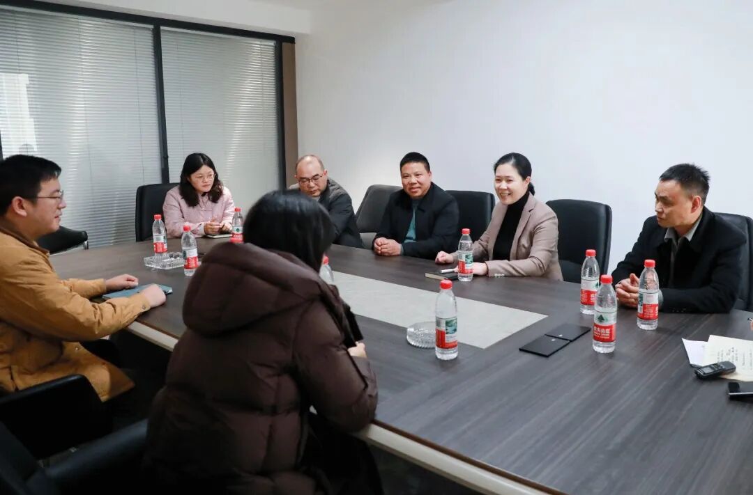 深入企业听诉求 主动服务解难题