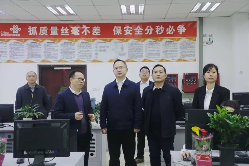 张龚开展送解优“新春第一访”  助推企业“开门红”